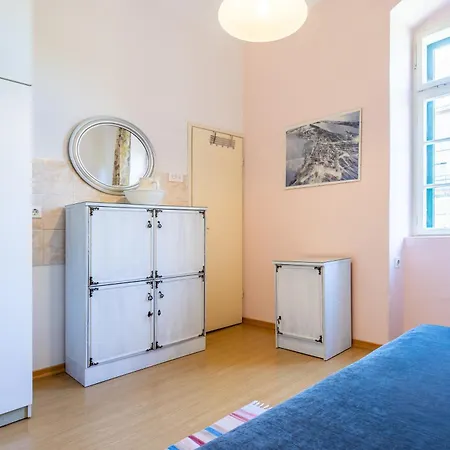 Traditional Dalmatian 3 Min Walk To דירה ספליט